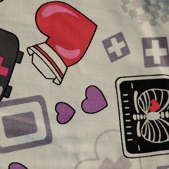 Scrub Top 2XL - New - Picture 2 of 3